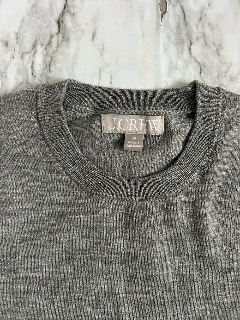 J. Crew | women’s size medium 100% merino wool Carolyn fitted crewneck sweater